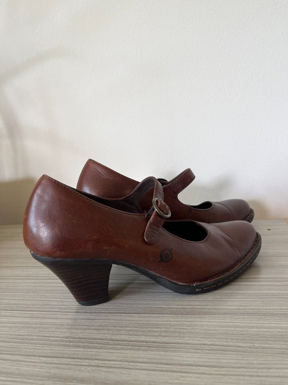 Born Brown Leather Mary Jane Strap Comfort Heel Shoes Women’s Sz 8.5M US/40EU