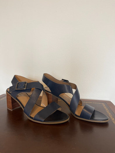 Franco Sarto strappy sandals navy leather- stacked heel. sz 8.5