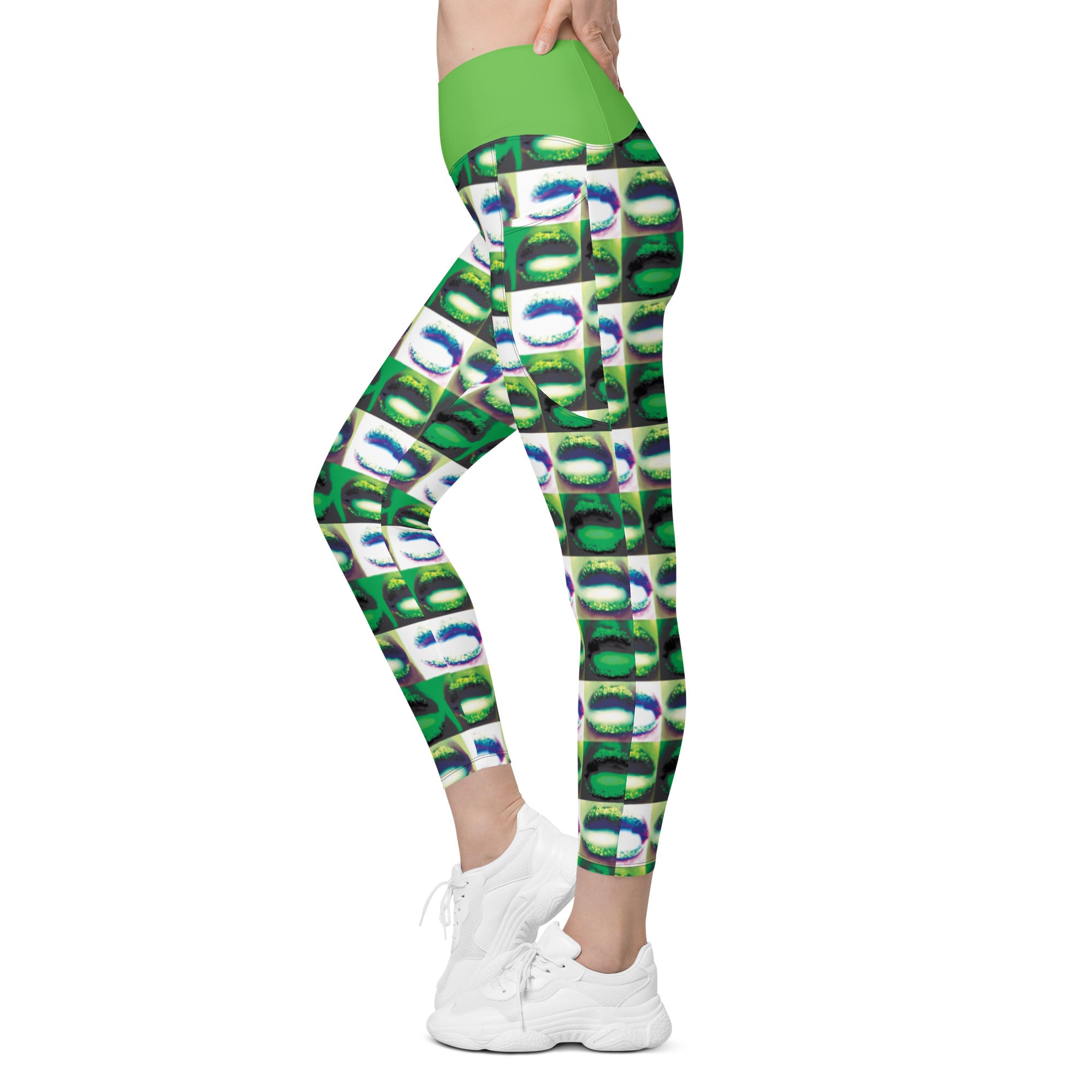 Crossover leggings, green kisses – The Pastel Abstract